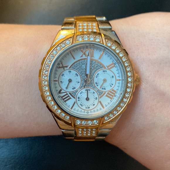 Guess Watch - Picture 6 of 6